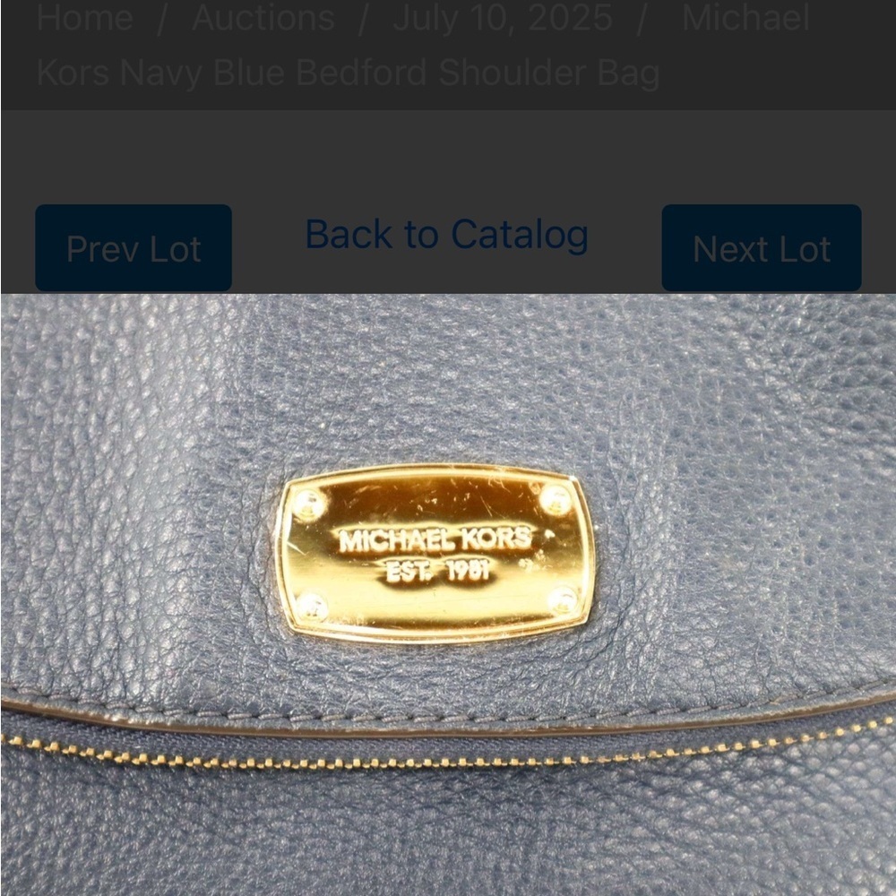 Michael Kors Blue Leather Shoulder Bag with Curved Design - Picture 3 of 9